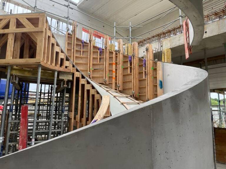 Escalier monumental à Rennes